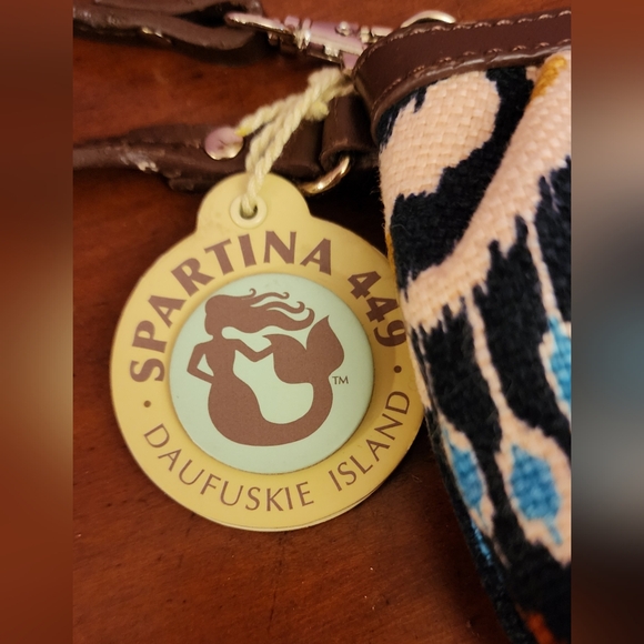 Spartina 449 Christine Wristlet - Picture 2 of 6